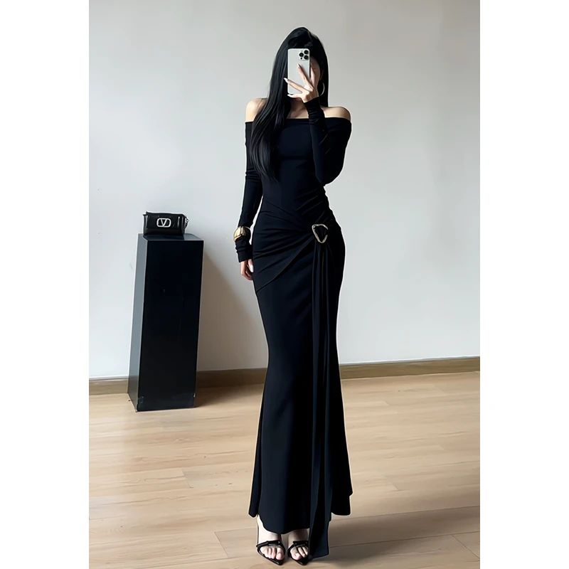 法式一字肩长袖连衣裙女秋冬新款高级感扭结腰带包臀鱼尾裙250944