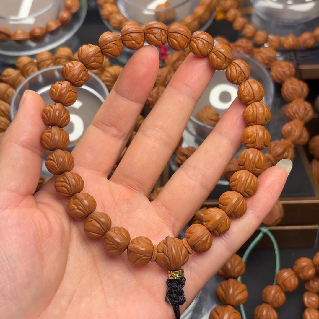 善****桃核吊坠野生玉龙脊11➕尺寸手持