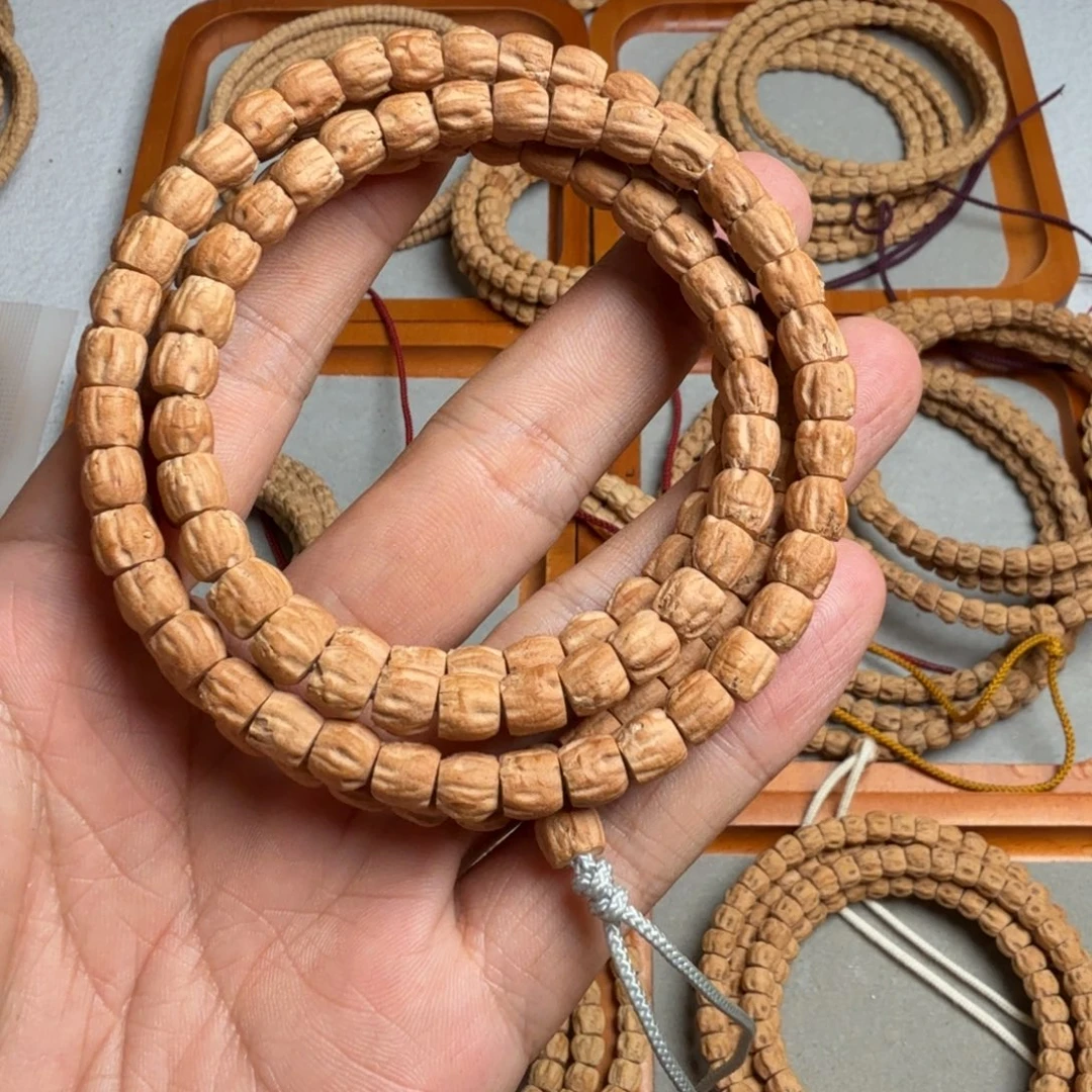给***o吊坠柏香籽/百香籽