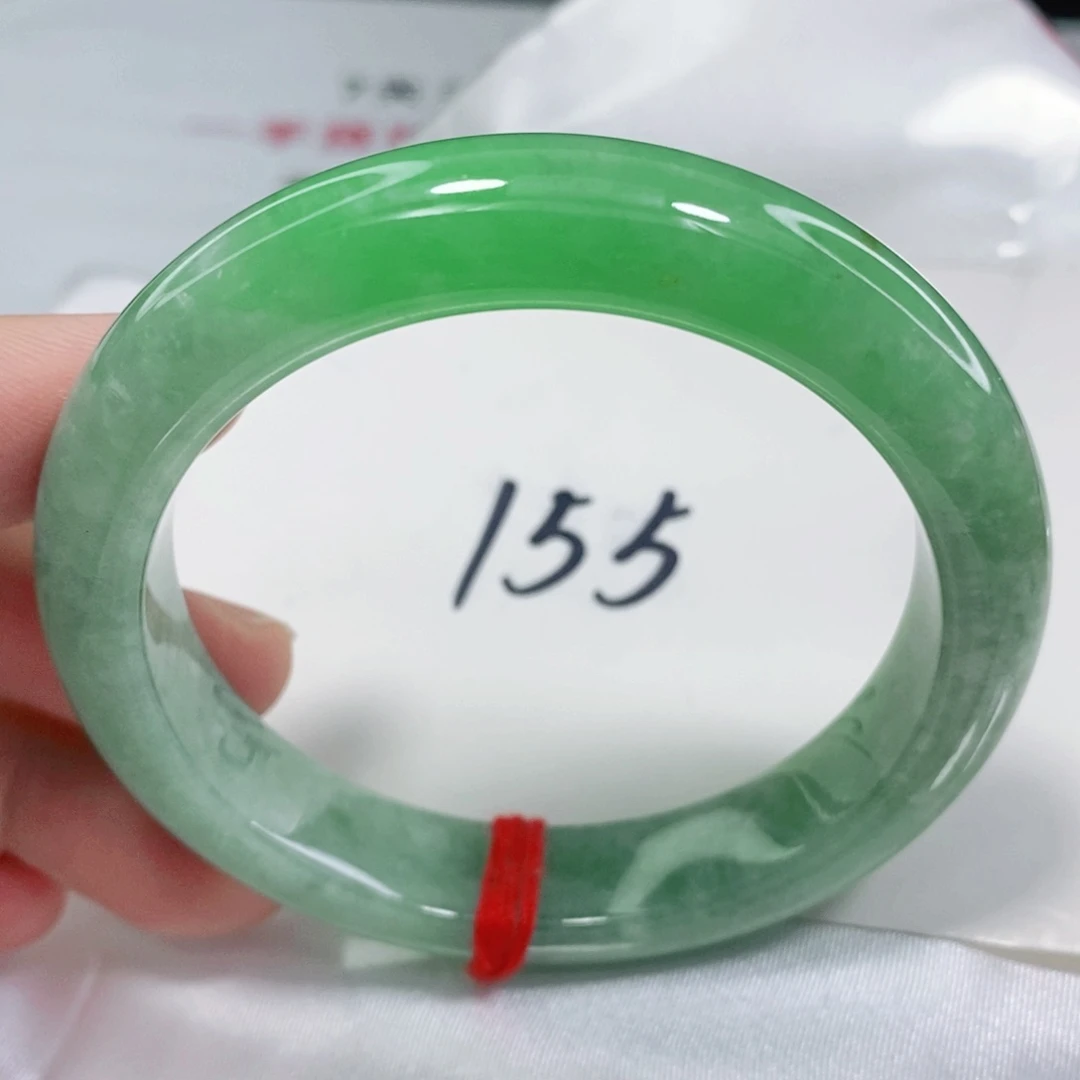 翡翠手镯未镶嵌55.7圈口