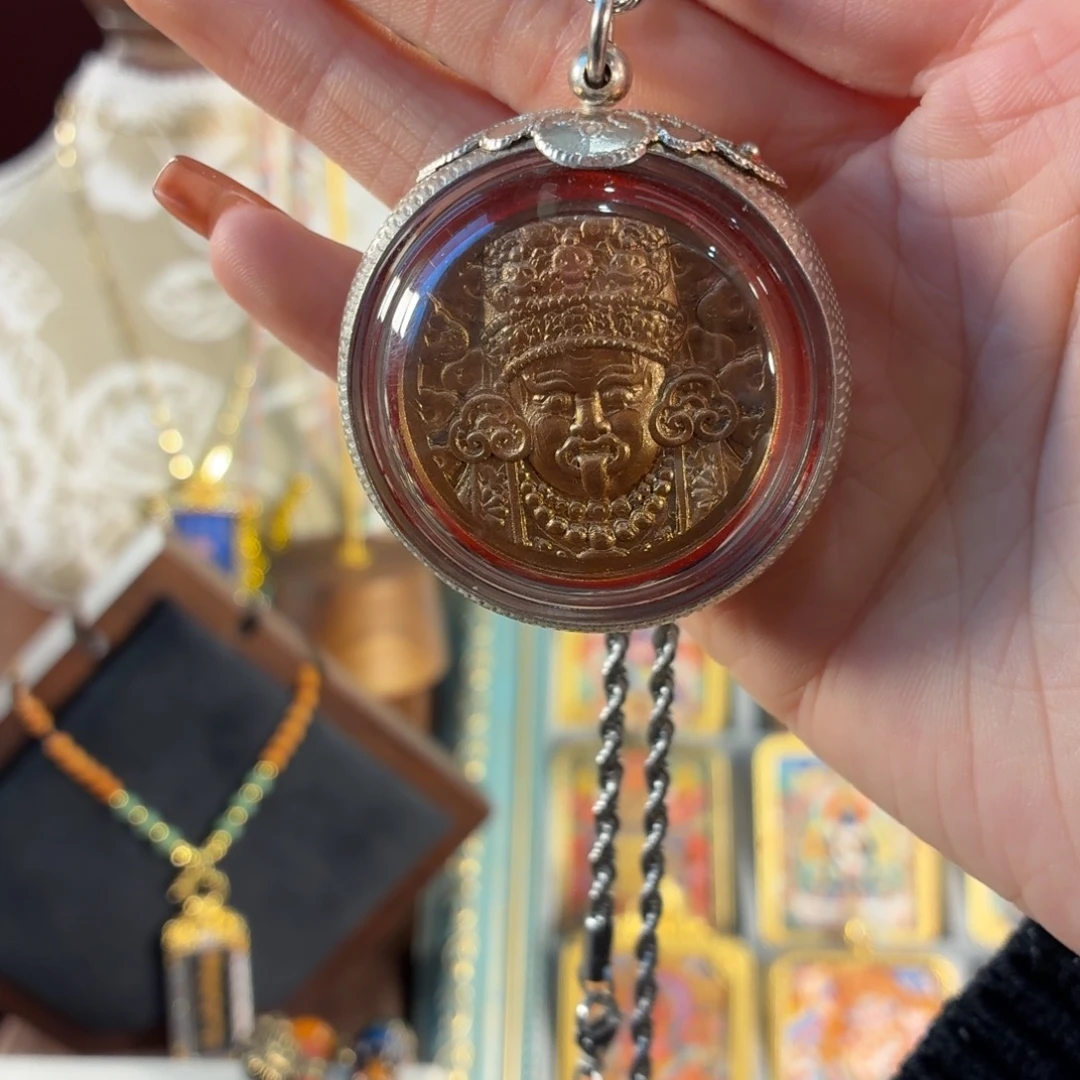 吊坠扎基拉姆 擦擦