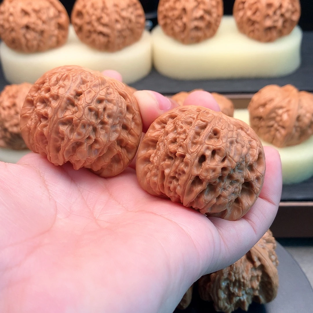 文玩核桃吊坠65号血麒麟43