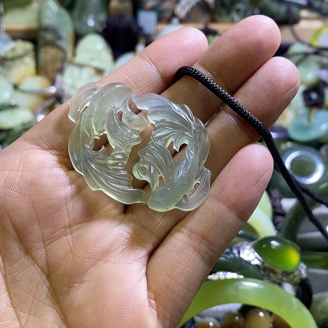 岫玉未镶嵌挂件一对