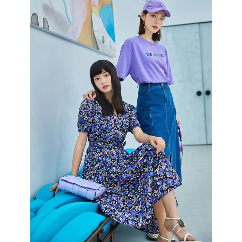 350652【伊系列】碎花V领连衣裙V23X2L3606