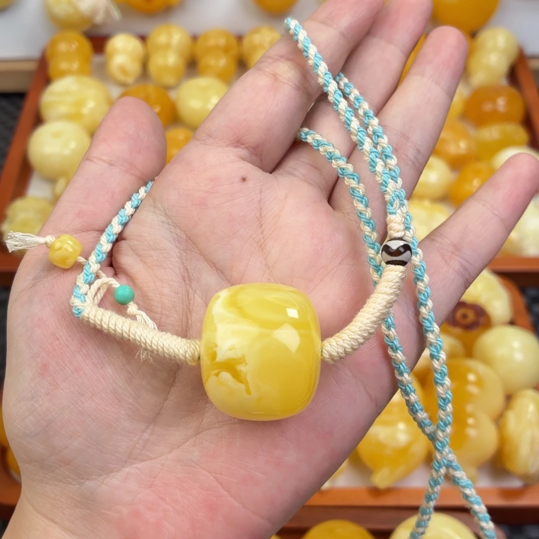 蜜蜡未镶嵌毛衣链蜜蜡