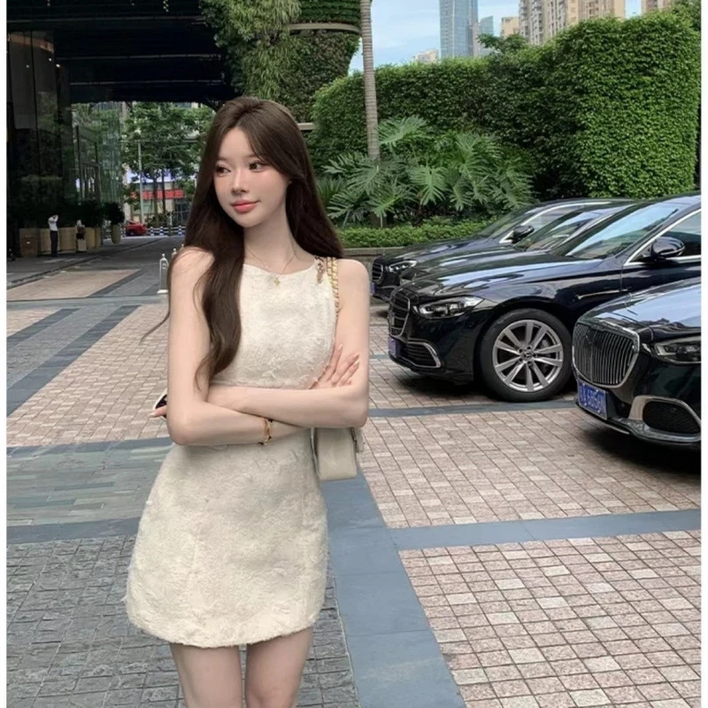 千金风连衣裙2025新款夏秋季显瘦提花短款a字吊带裙法式收腰裙子