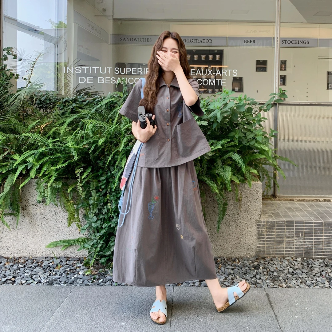 今年流行爆款套装裙女2025夏季新款花朵刺绣衬衫A字半身裙两件套