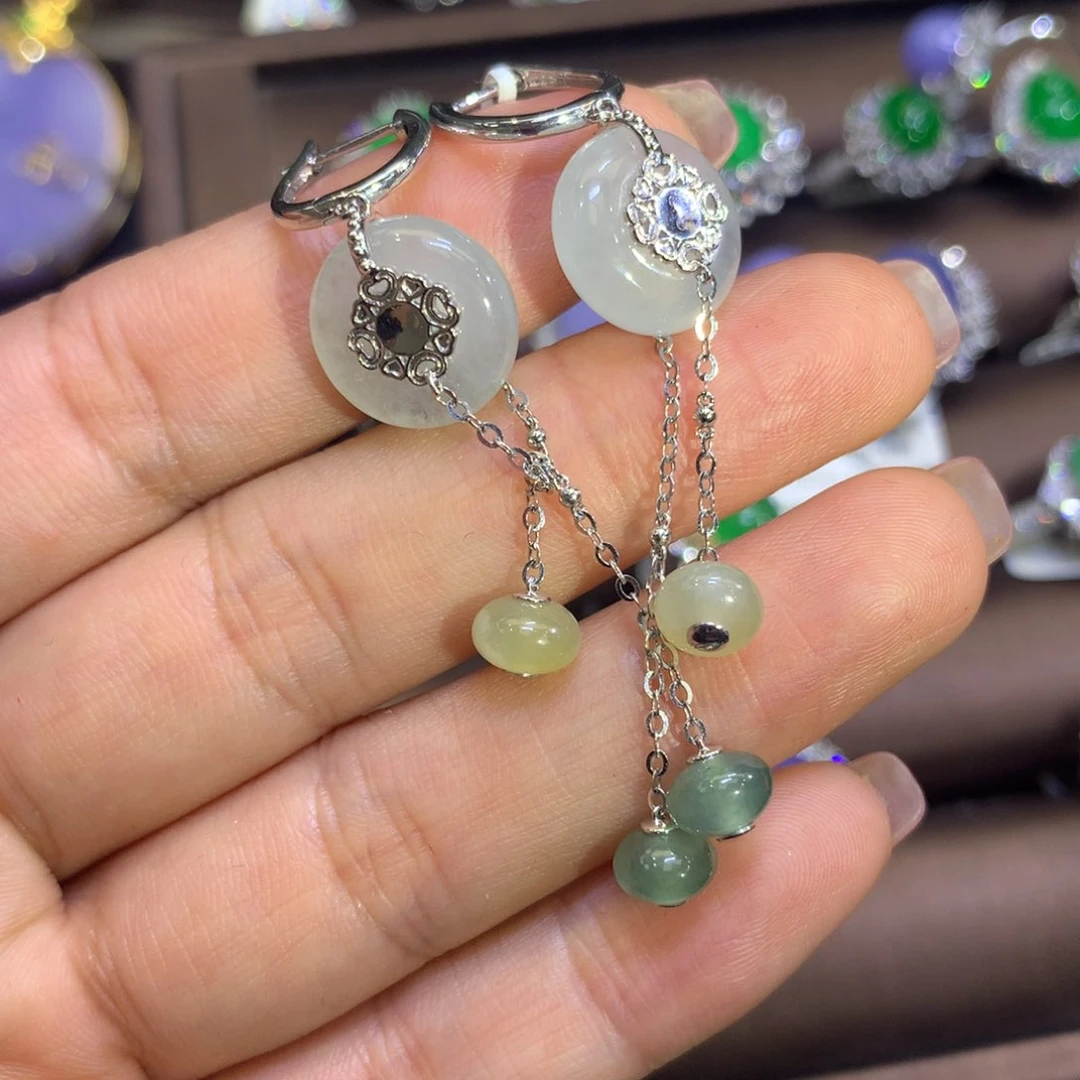 翡翠18K金镶嵌颈饰翡翠吊坠