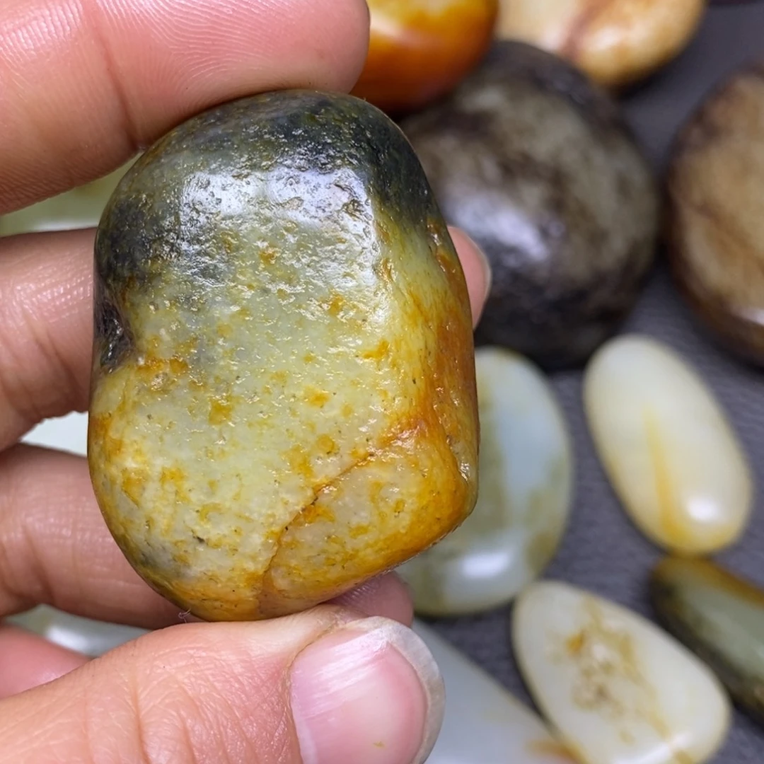 和田玉挂件^_^未镶嵌