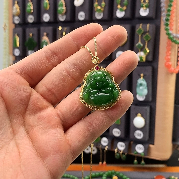 和田玉颈饰18K金镶嵌