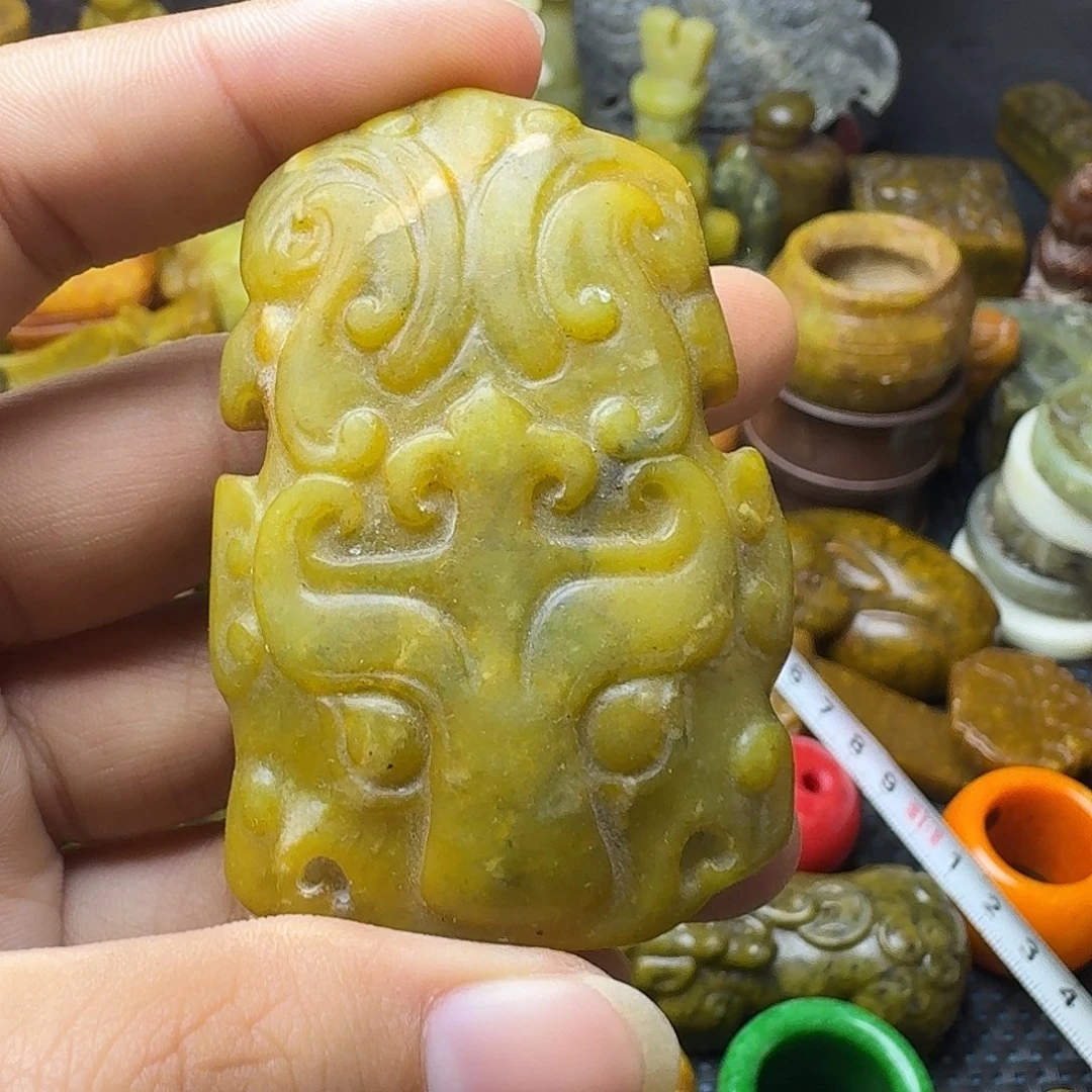白玉菩提吊坠。。。