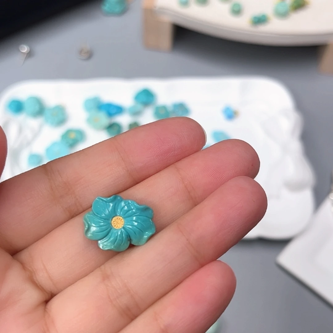 牛***乐未镶嵌绿松石珠宝半成品