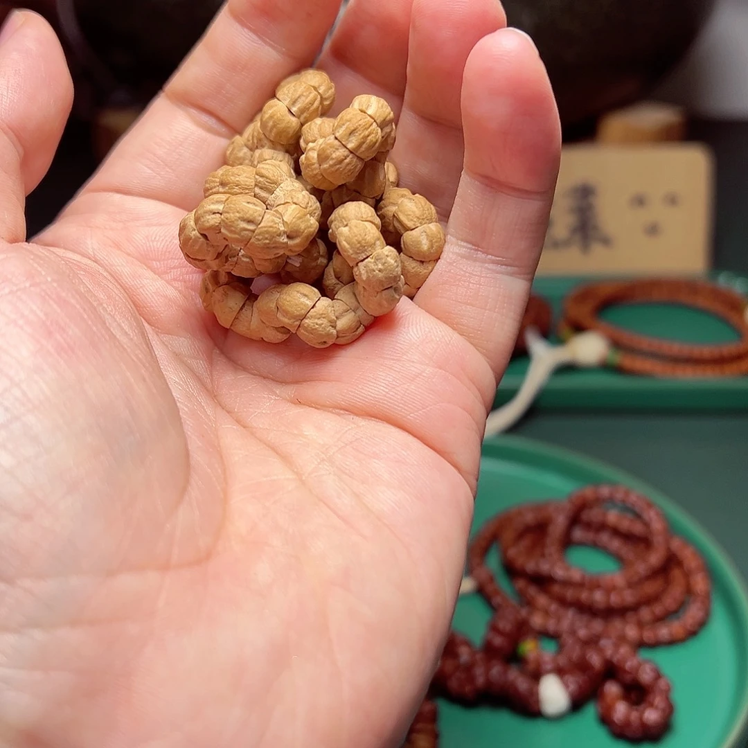 柏香籽/百香籽吊坠129.9