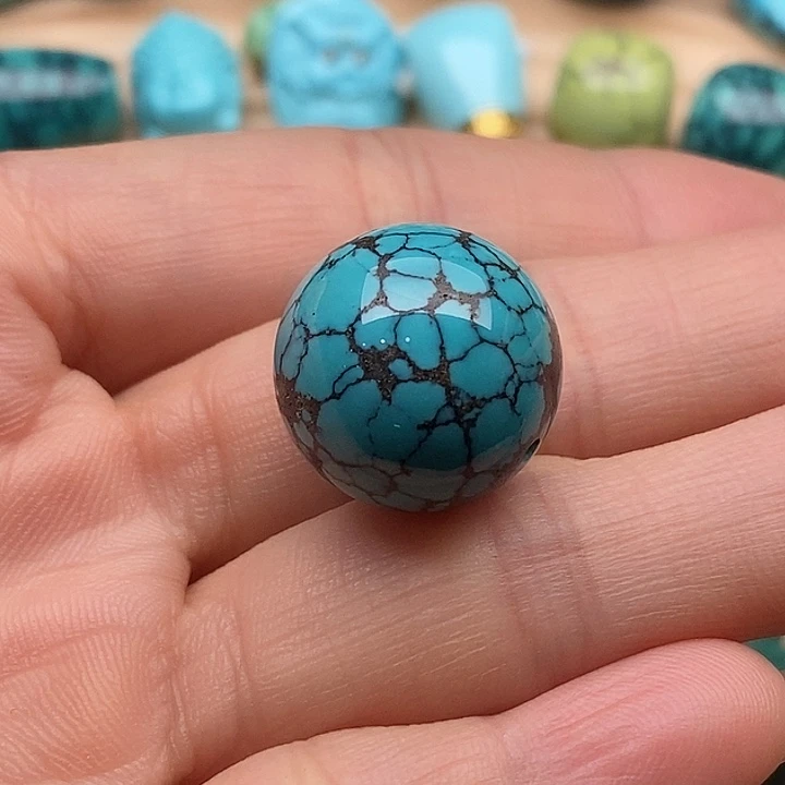 绿松石未镶嵌原矿高瓷绿松石配饰