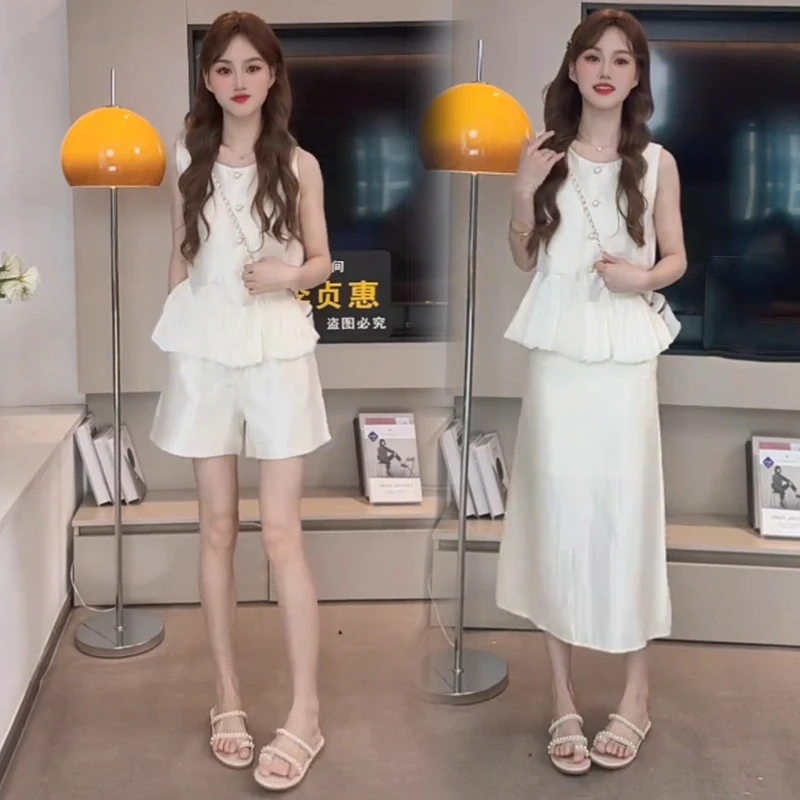 时尚气质套装女夏季新款洋气显瘦拼接无袖上衣短裤高级感两件套潮