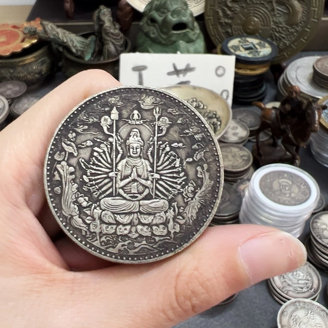 金属复古风格摆件