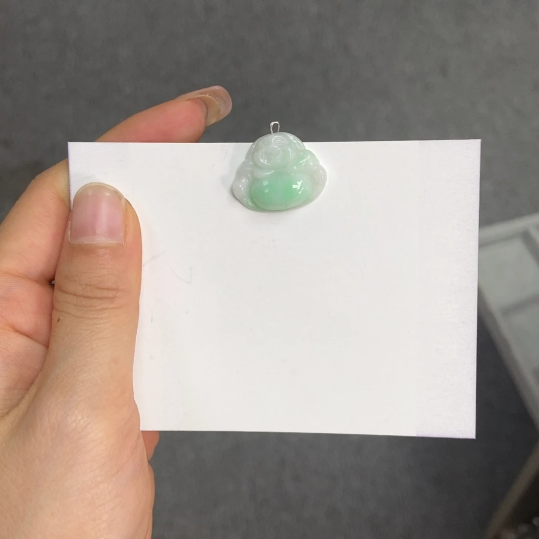翡翠颈饰未镶嵌天然翡翠