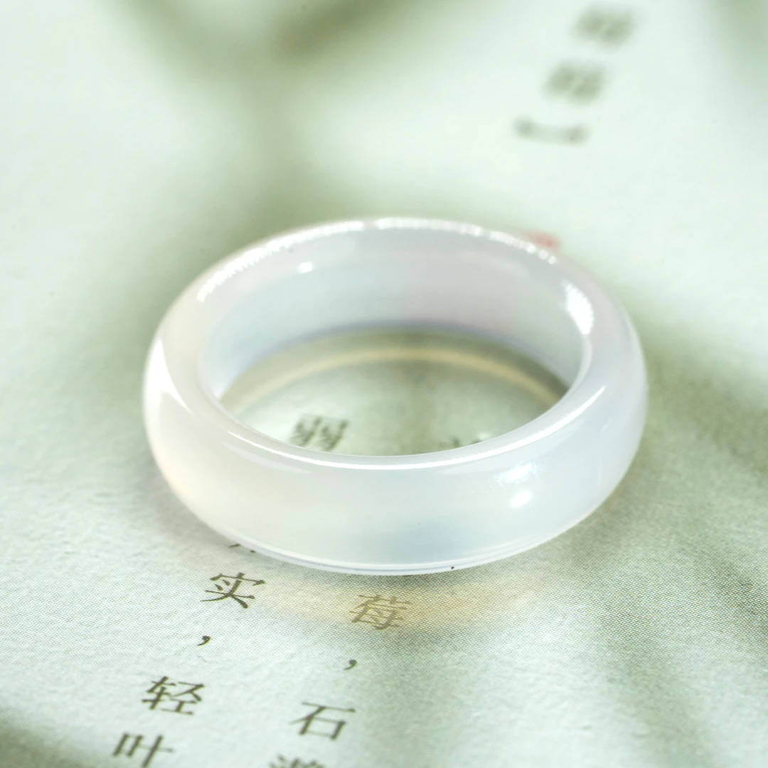 【左氏珠宝】zs1791玛瑙指环冰透白色百搭款