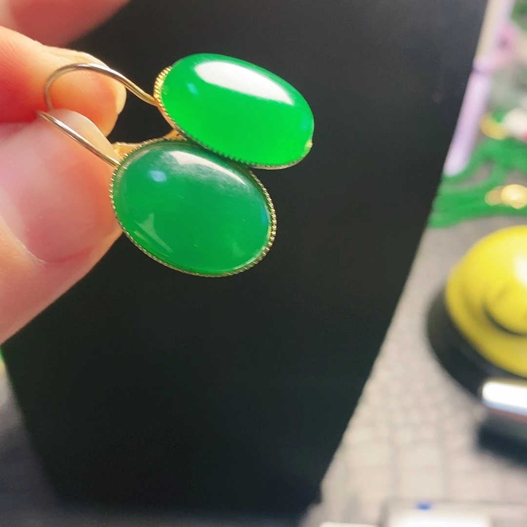 翡翠14K金镶嵌颈饰