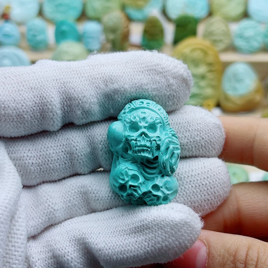 绿松石未镶嵌珠宝奇石