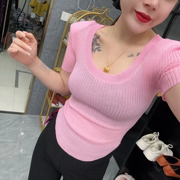 【相老板】精选新品-292-夏季下摆弧度短袖针织上衣