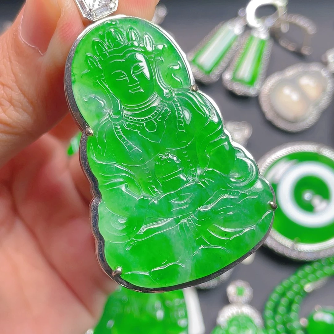 吊坠(不含链)未镶嵌翡翠