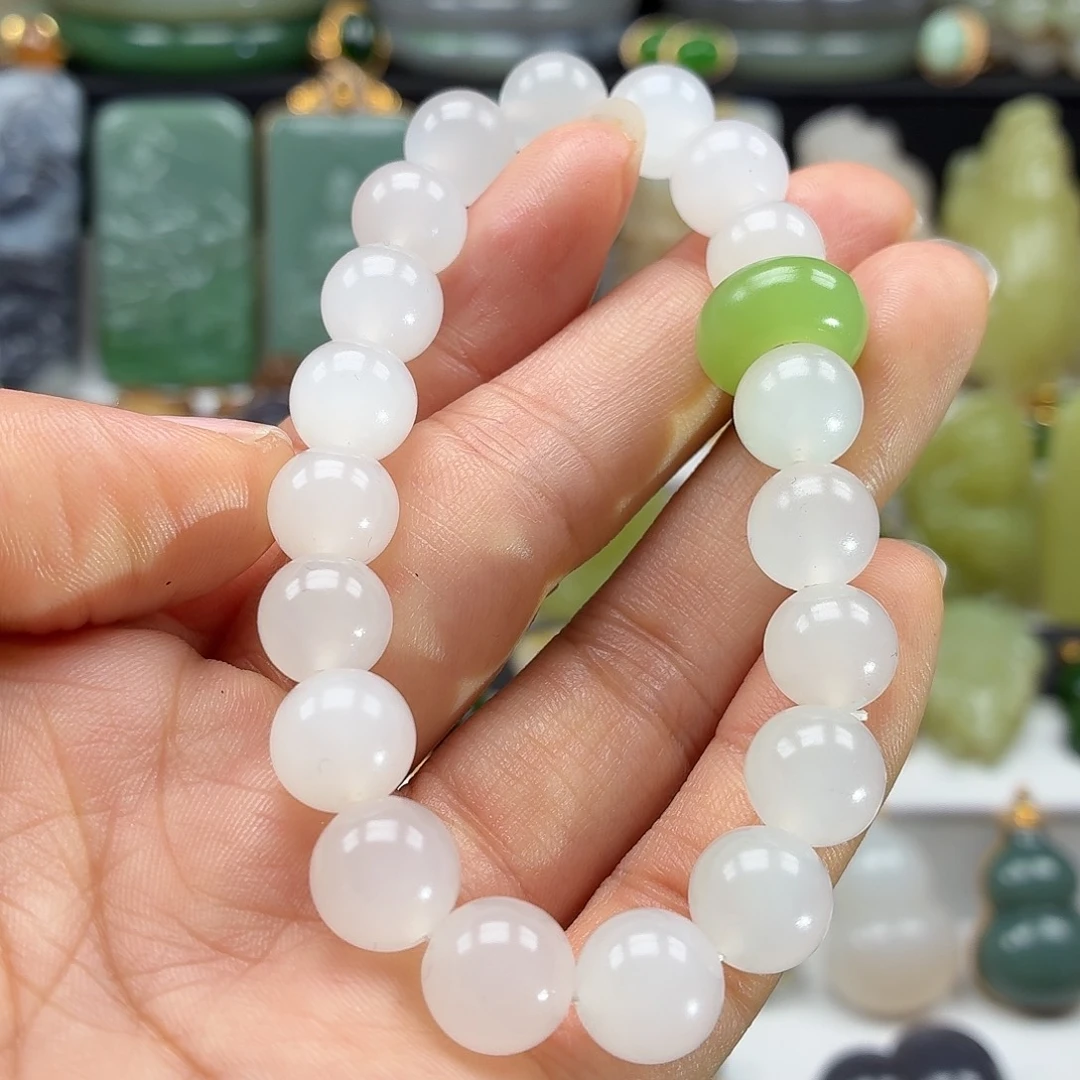 和田玉未镶嵌颈饰精品