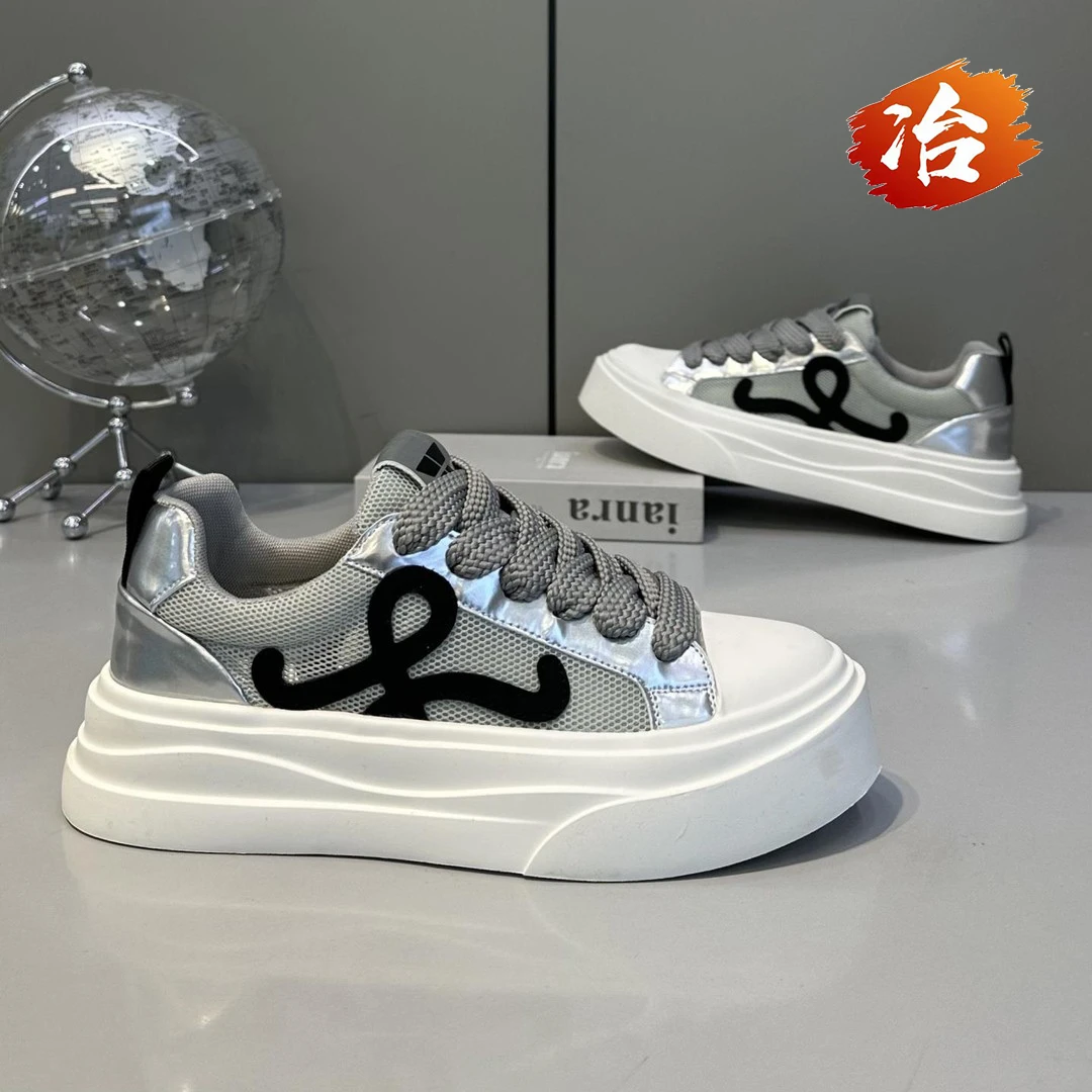 小冶家2025夏季新款时尚舒适透气休闲网面鞋厚底增高轻便低帮板鞋