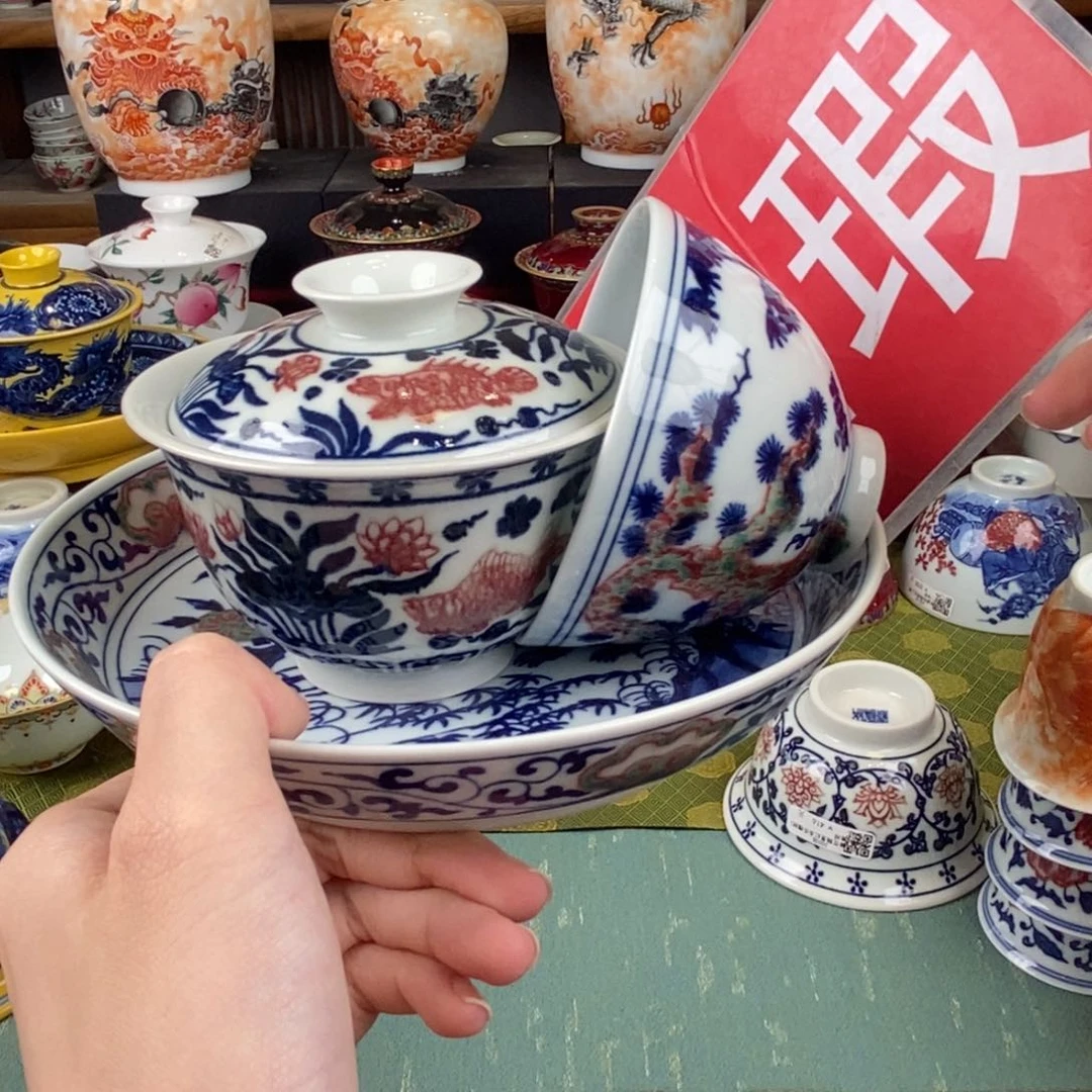 陶瓷的设计师是在用