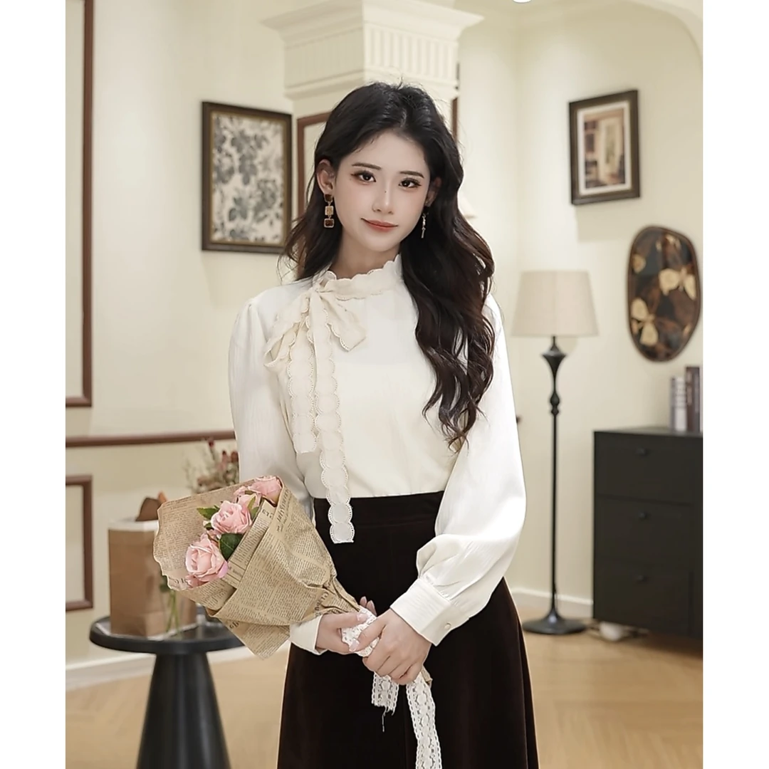 张嘉圆 2025春季新款气质时尚复古长袖衬衣设计感显瘦衬衫#7671