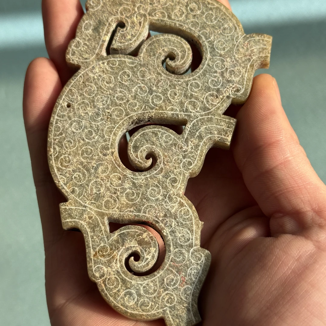 玉龙精美玉器彰显古韵