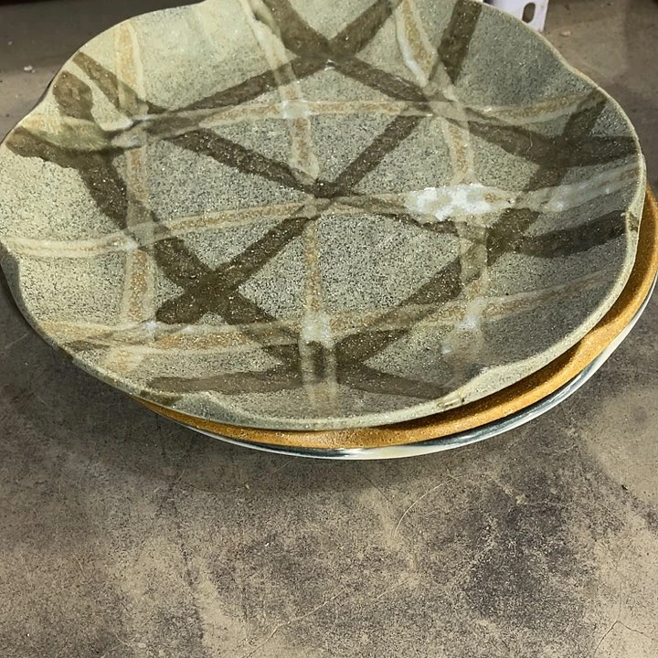 （**）发挥的淋漓尽致作用