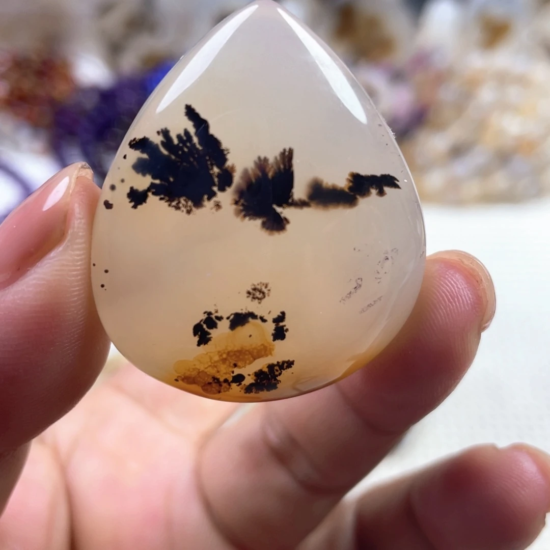 玛瑙/玉髓未镶嵌颈饰