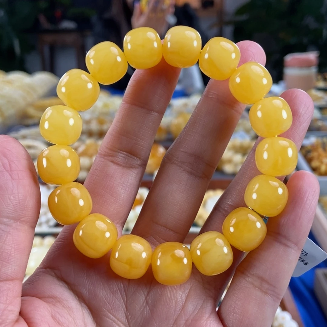 琥珀未镶嵌珠宝奇石13同料鸡油红老型23.38