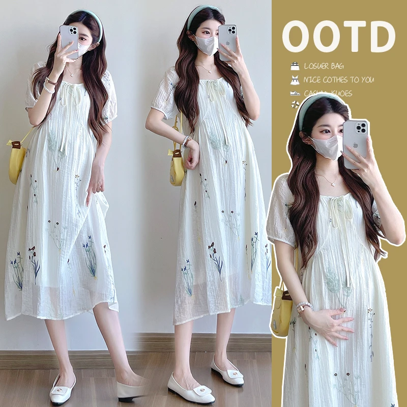 2025孕妇装夏季新款法式重工刺绣花朵气质显瘦减龄长裙碎花网红