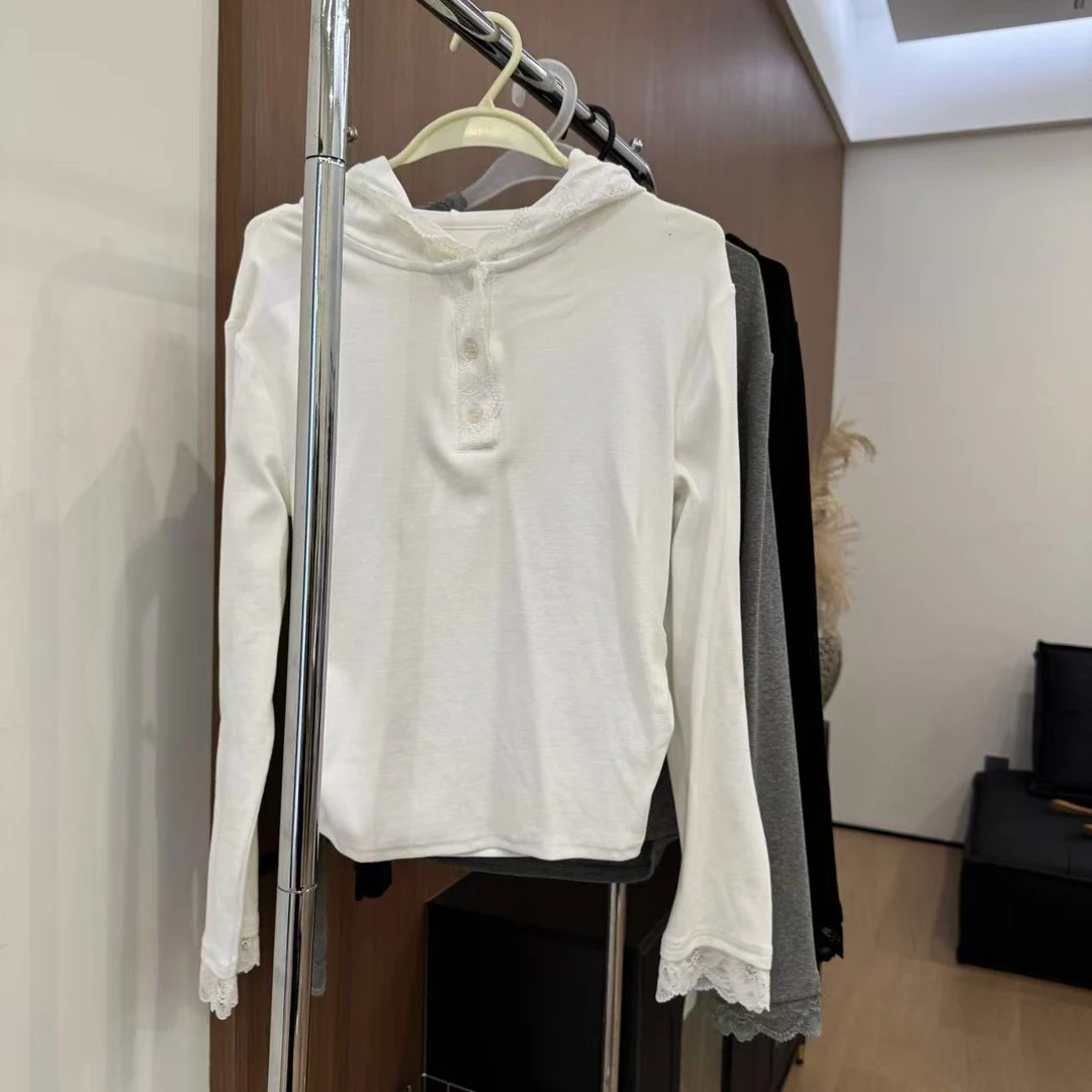 【只出不进-浮浮款】蕾丝边边打底上衣 A067