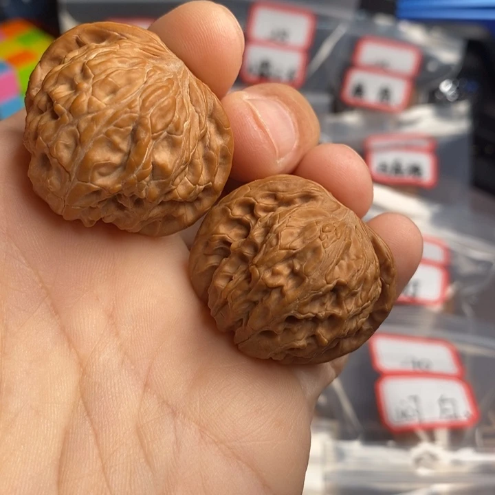 文玩核桃把件38山地小正磨全品