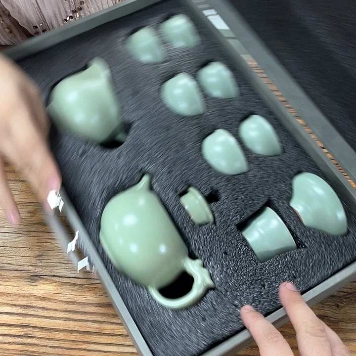 孤品茶具套装等。