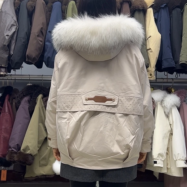 兔毛内胆派克服米白色L码