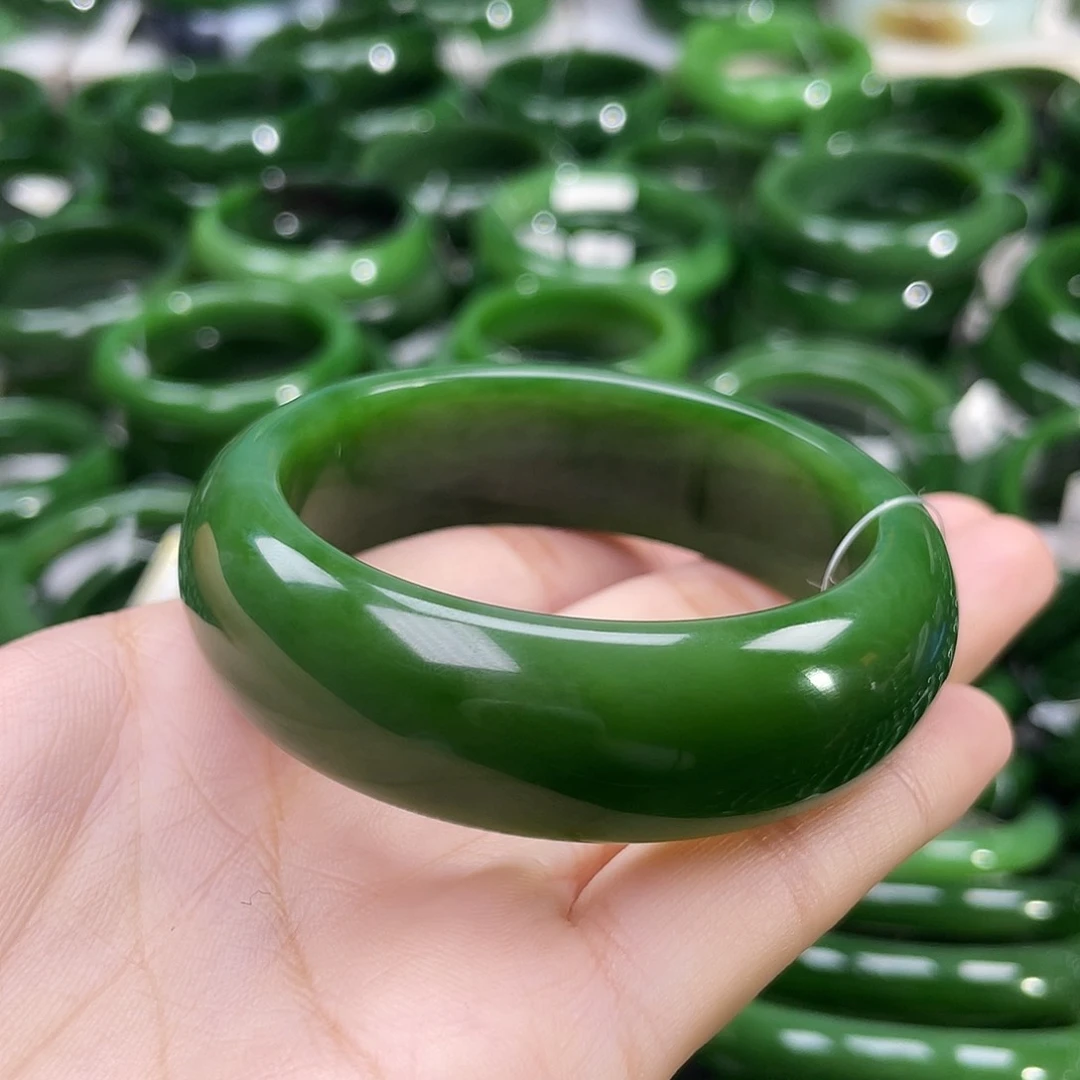 未镶嵌手镯和田玉（碧玉）