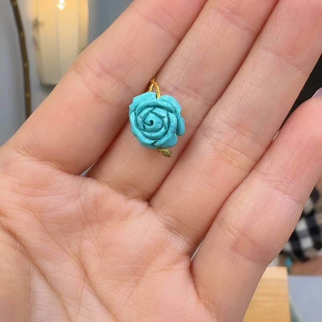 绿松石未镶嵌挂件