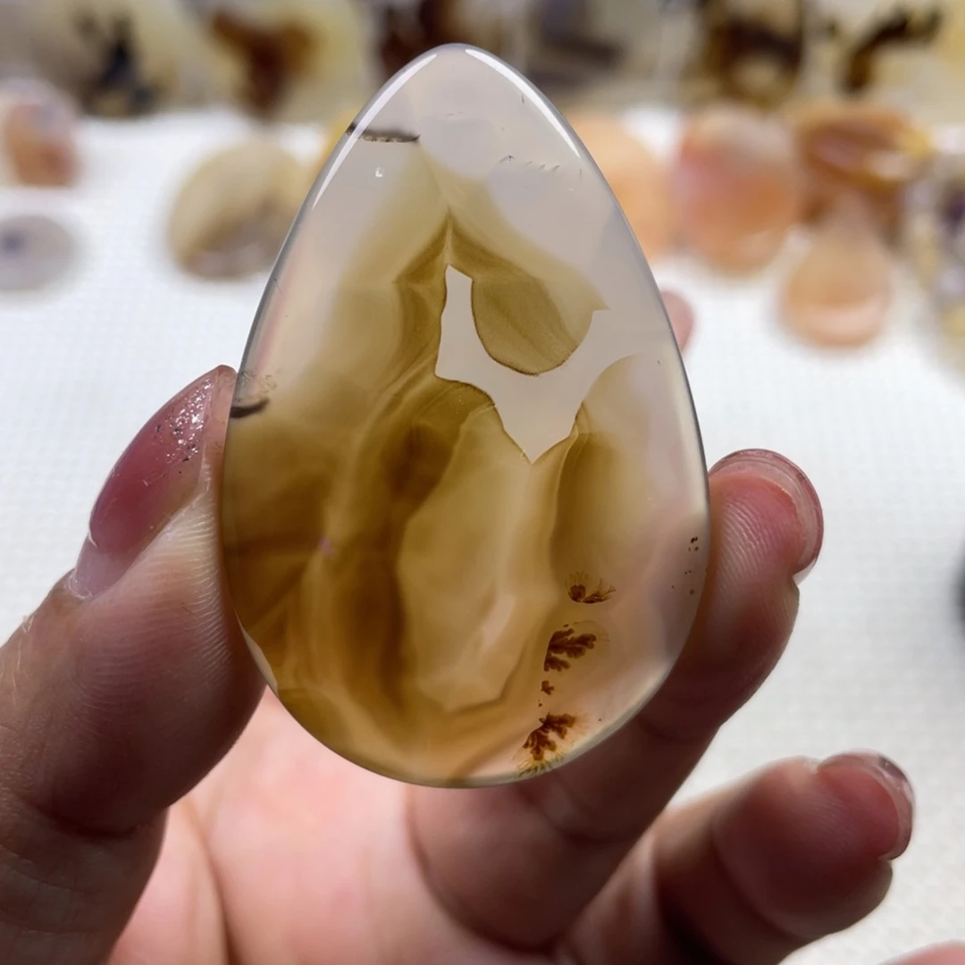 玛瑙/玉髓未镶嵌颈饰