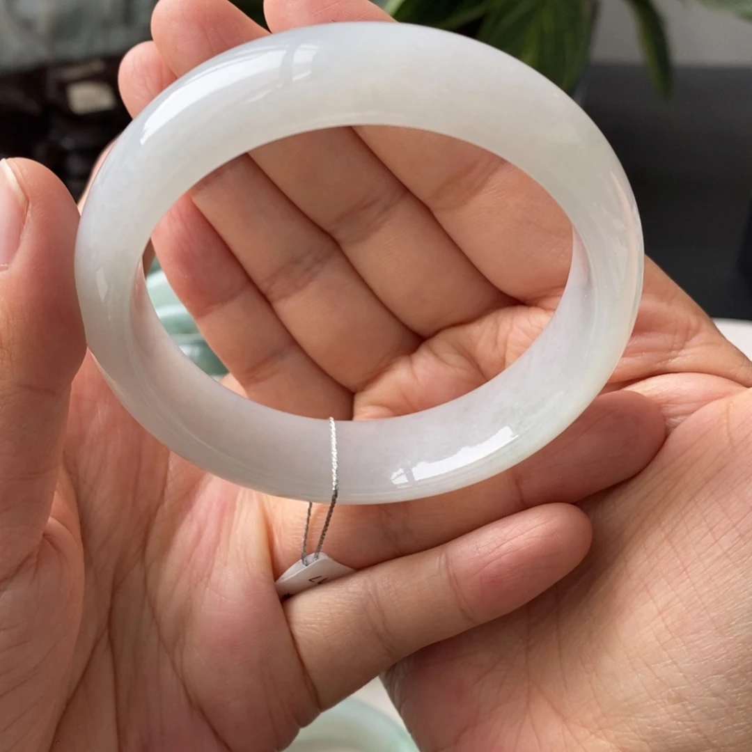 翡翠未镶嵌手镯天然