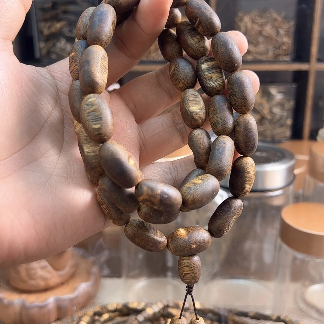 沉香手串51g留疤珠多圈多样性发一条