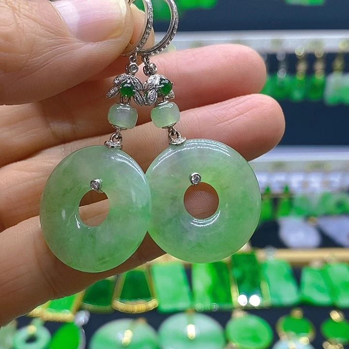 翡翠18K金镶嵌耳饰耳坠