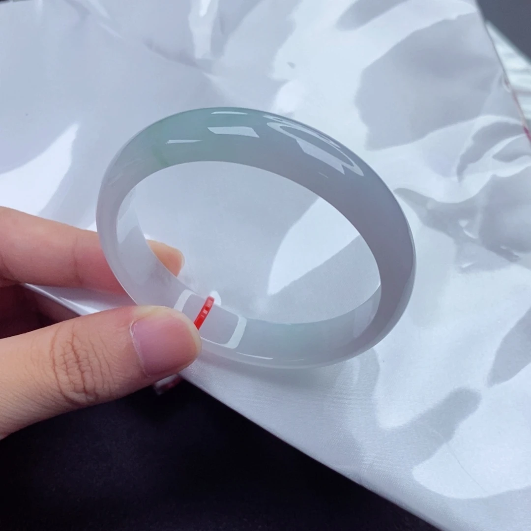 翡翠手镯未镶嵌正圈56（23898