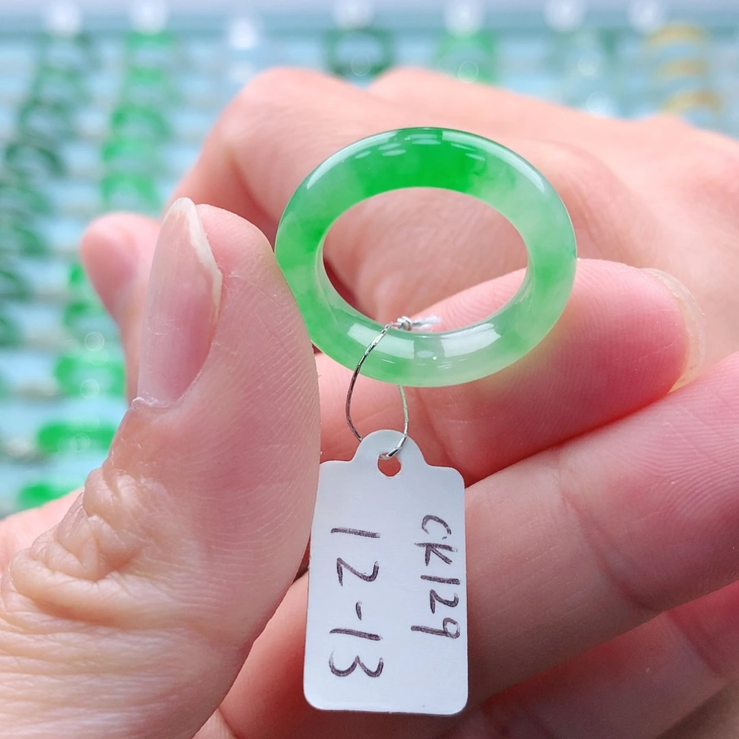 翡翠戒指未镶嵌A货缅甸翡翠