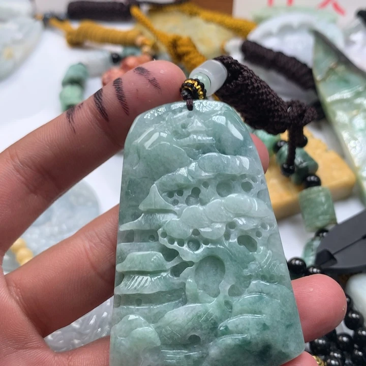 颈饰未镶嵌翡翠保真天然a货翡翠