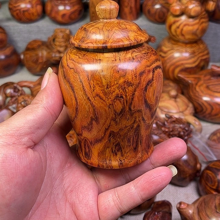 黄花梨/降香黄檀从**来海南黄花梨油梨工艺品