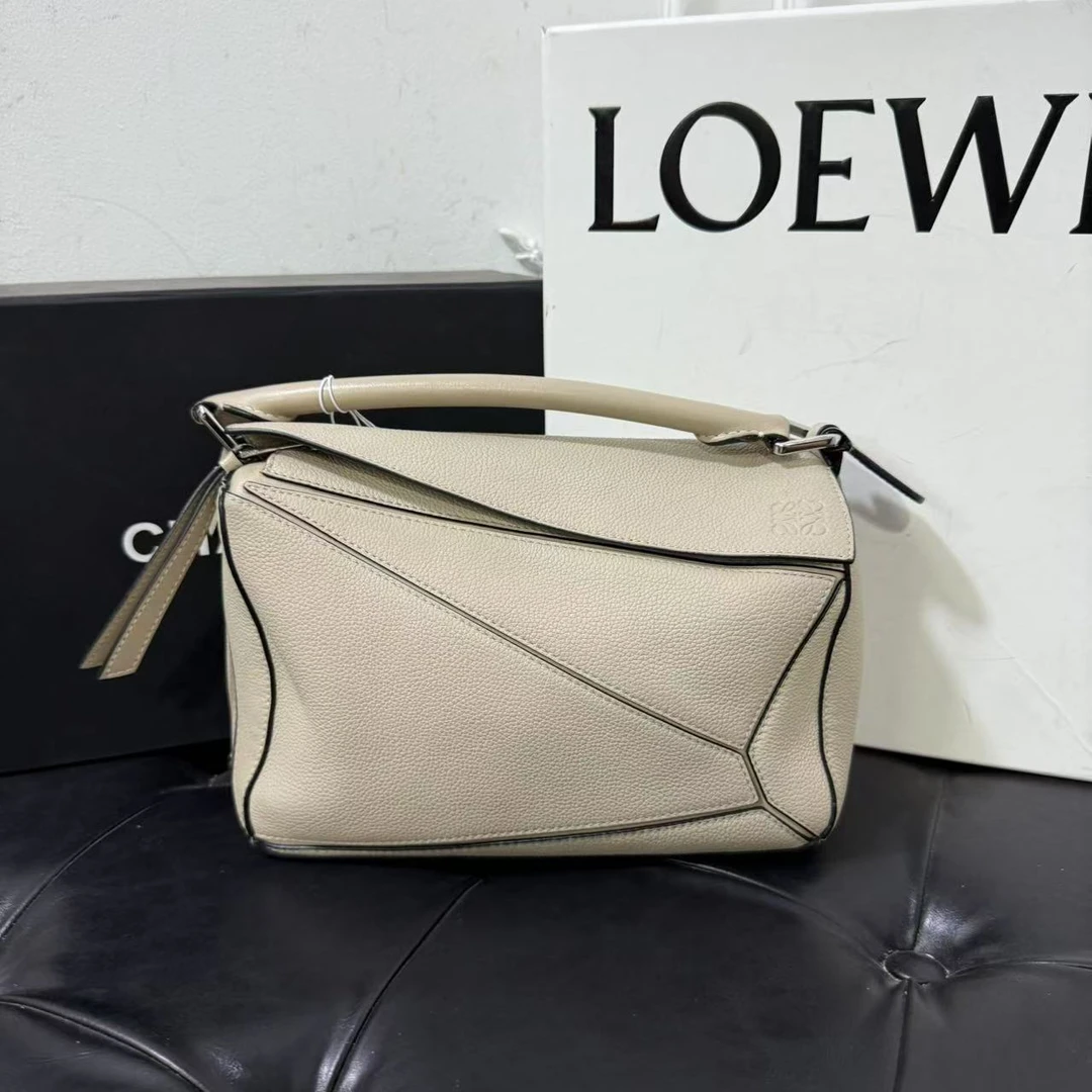 LOEWE/罗意威 单肩包 单肩包 mx8135/2507
